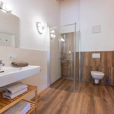 Adlerblick Apartman *